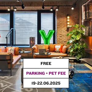Hotel Moxy Praga, Warschau